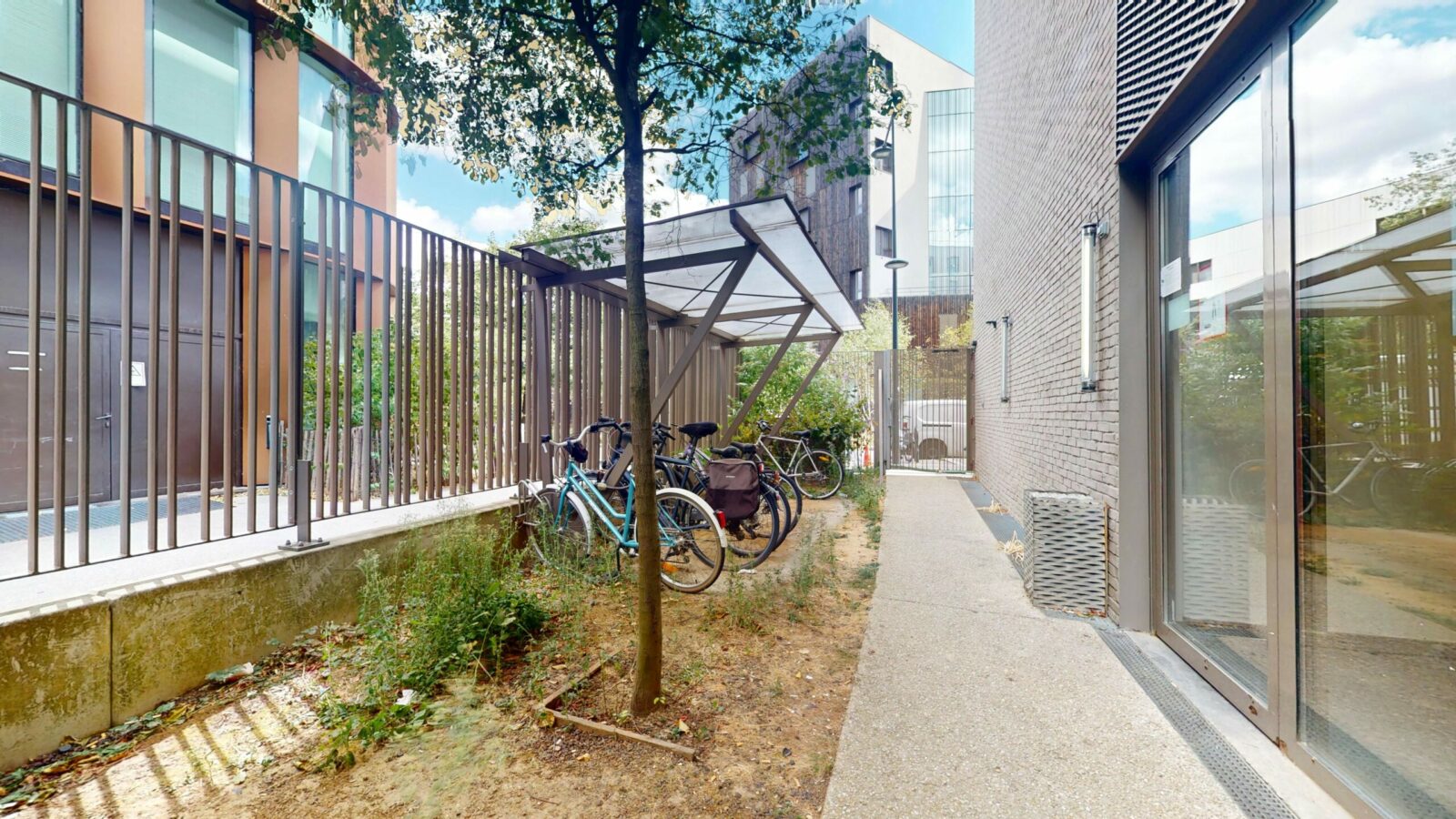 Bike-Park - Residence-ARPEJ-Saint-Denis-George-Sand