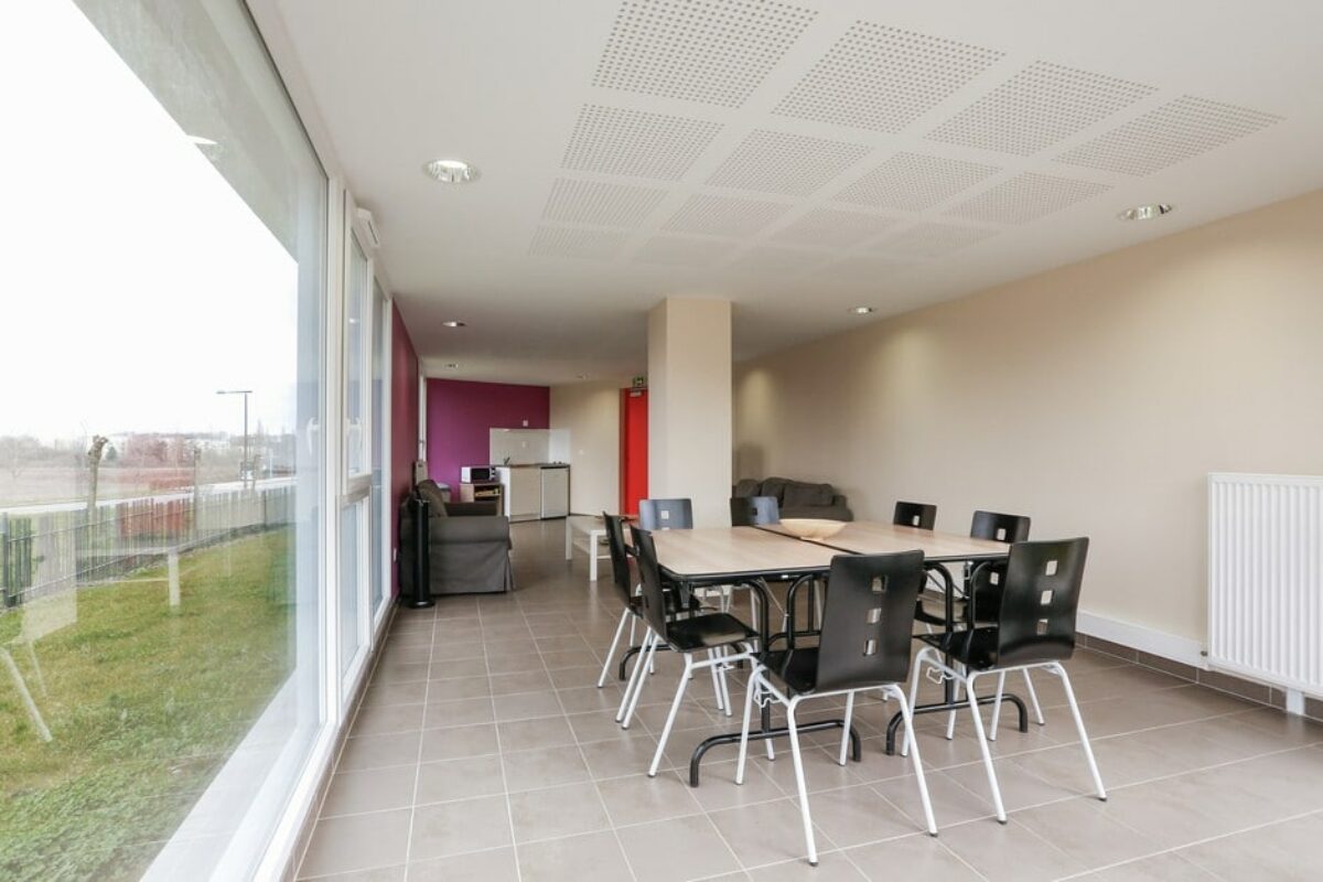 work place résidence étudiante Edgar Faure à Palaiseau - ARPEJ