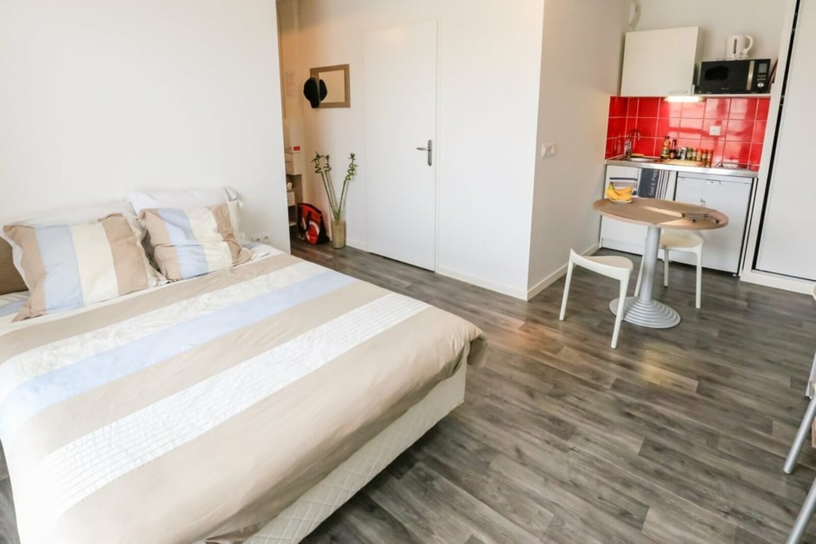 Studio résidence étudiante et jeunes actifsMichel Serres le Luzard à Noisiel -ARPEJ
