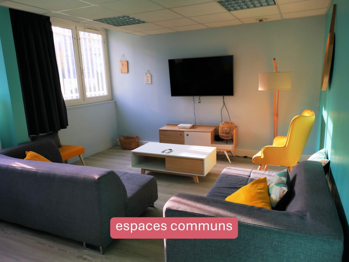 Lifeplace résidence jeunes actifs et étudiants Saint-Exupéry à Evry-Courcouronnes - ARPEJ