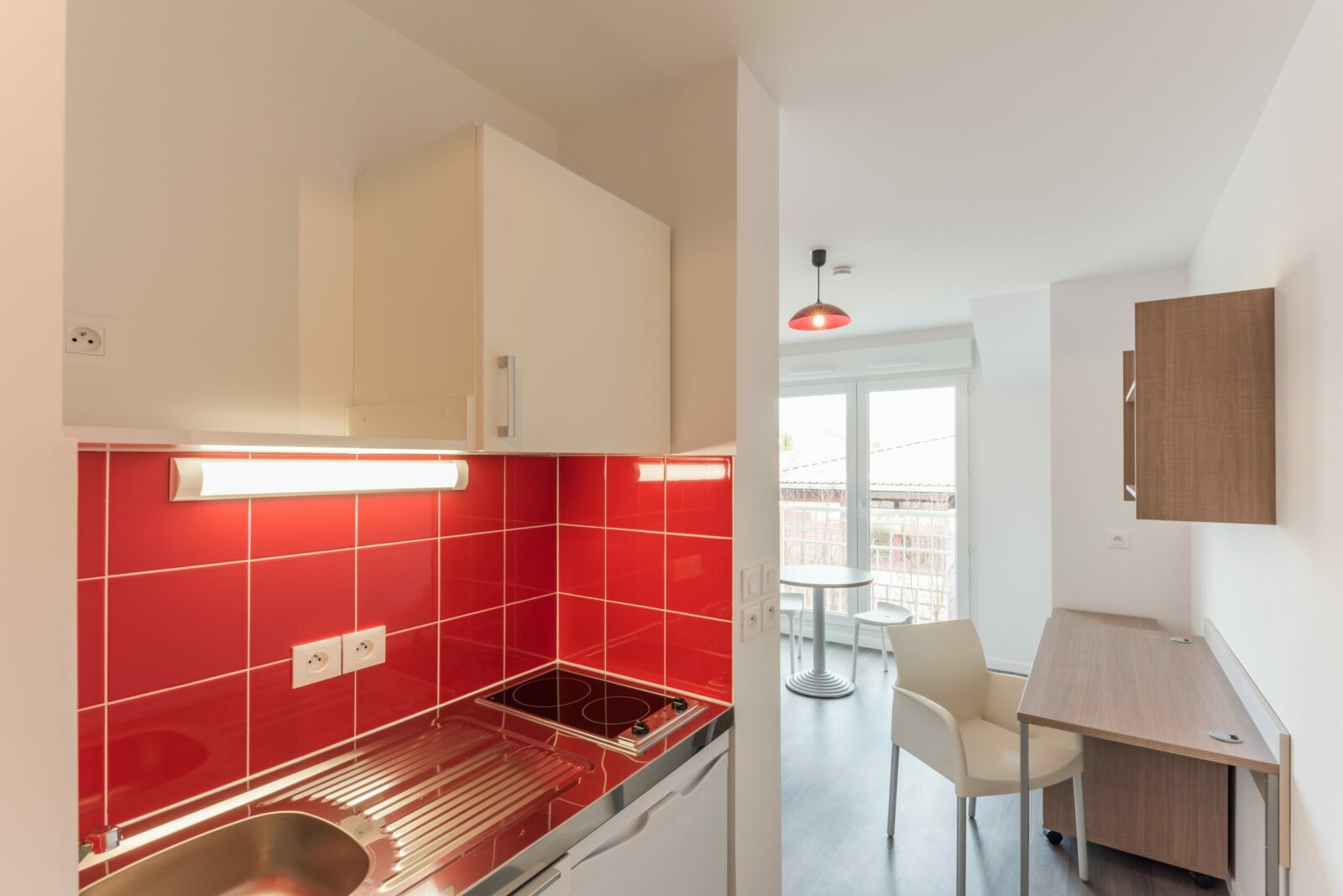 Kitchenette résidence jeunes actifs La Cybèle à Voisins-le-Bretonneux - ARPEJ