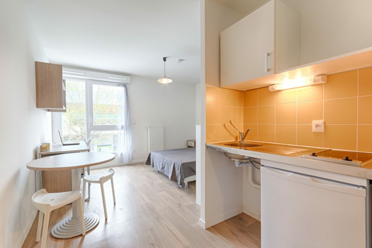 Kitchenette résidence étudiante Paul Delouvrier à Cergy - ARPEJ