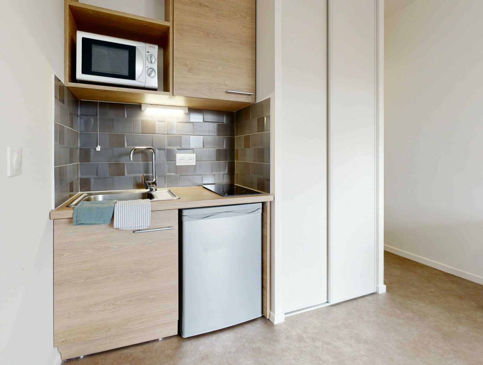 Kitchenette résidence étudiante Raymond Aron à La Garenne-Colombes - ARPEJ