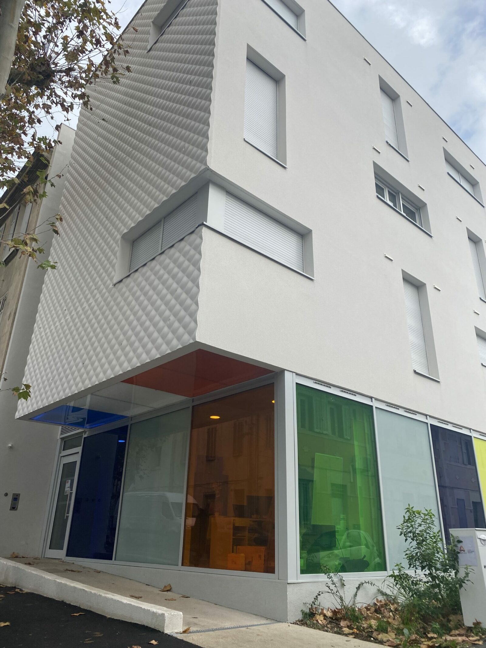 extérieur résidence étudiante Canissat à Marseille - ARPEJ