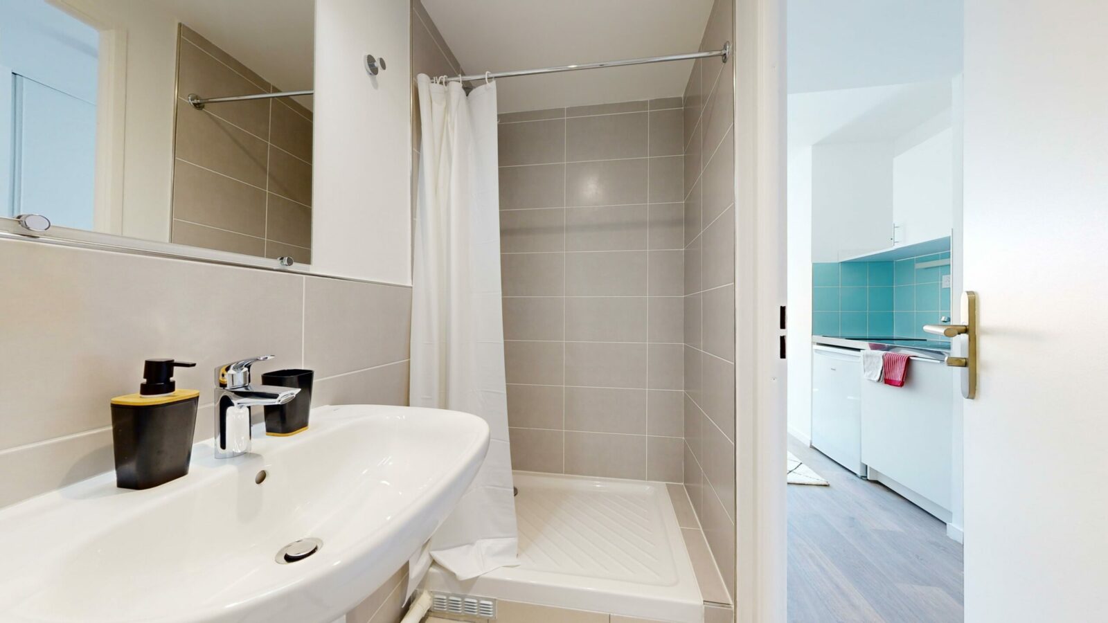 salle de bain résidence étudiante Juliette Drouet à Saint Mandé - ARPEJ