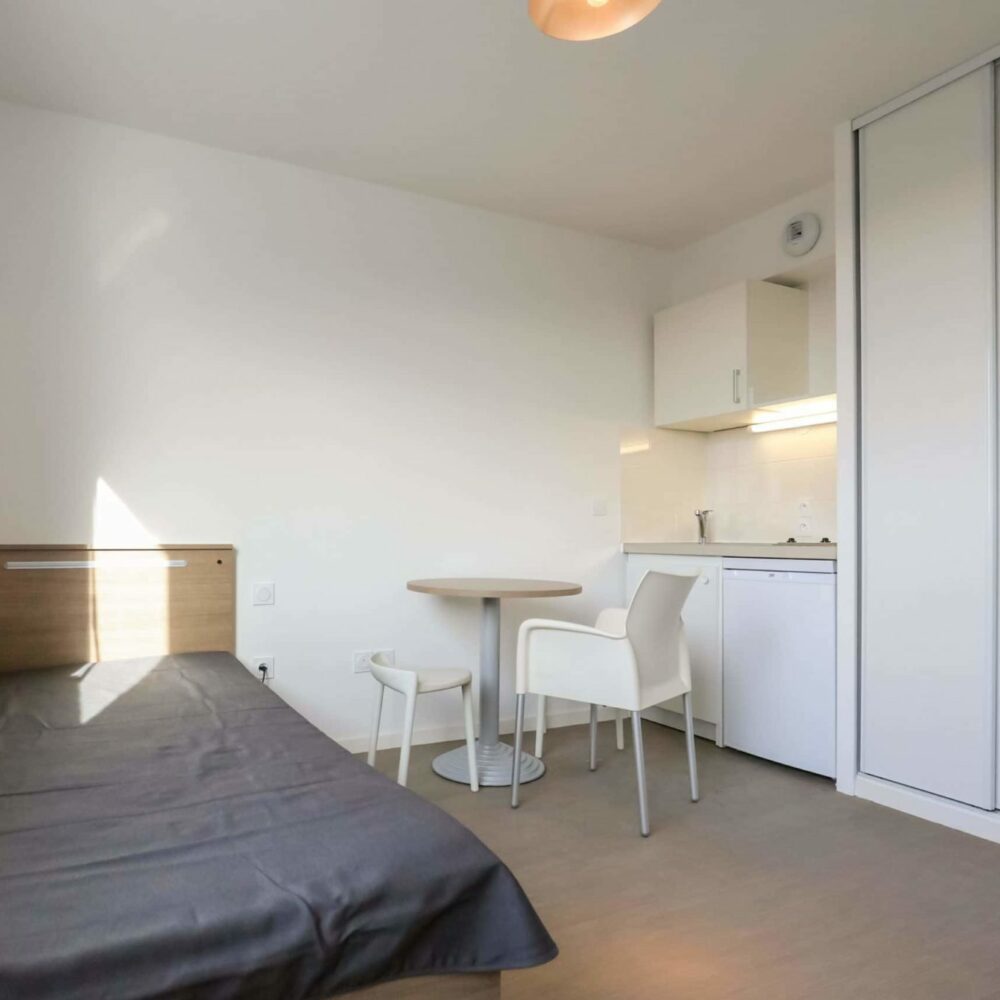 studio et kitchenette résidence jeunes actifs La Cerisaie à Fresnes - ARPEJ