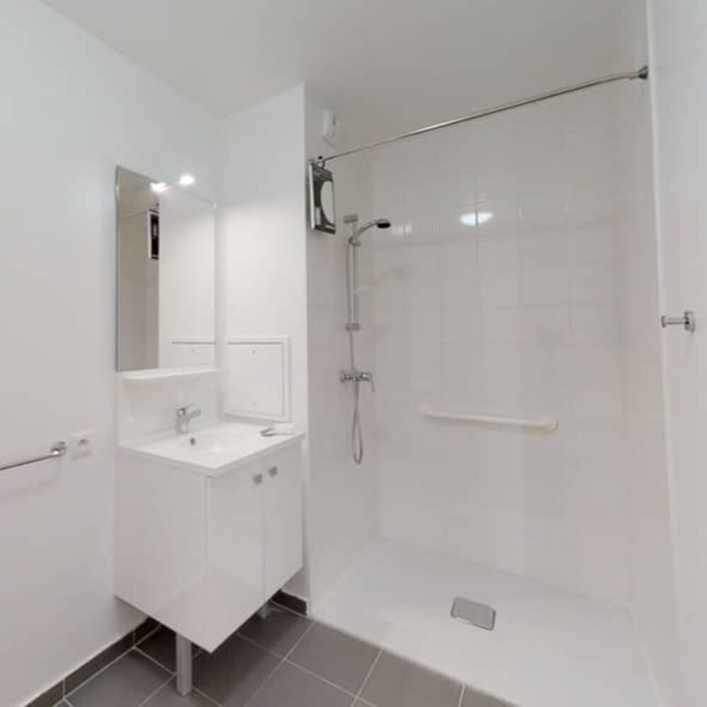 salle d'eau résidence étudiante Oméga à Aubervilliers - ARPEJ