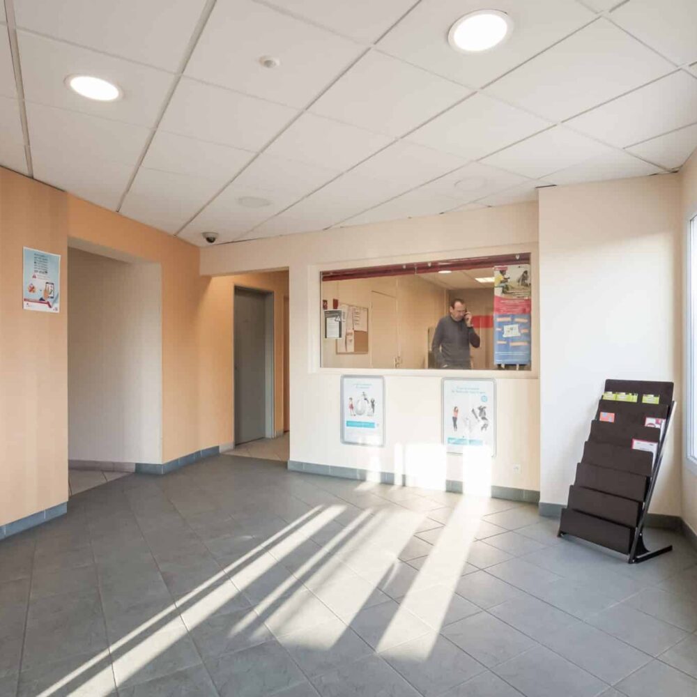 hall d'entrée résidence étudiante Pierre Bourdieu à Bonneuil-sur-Marne - ARPEJ