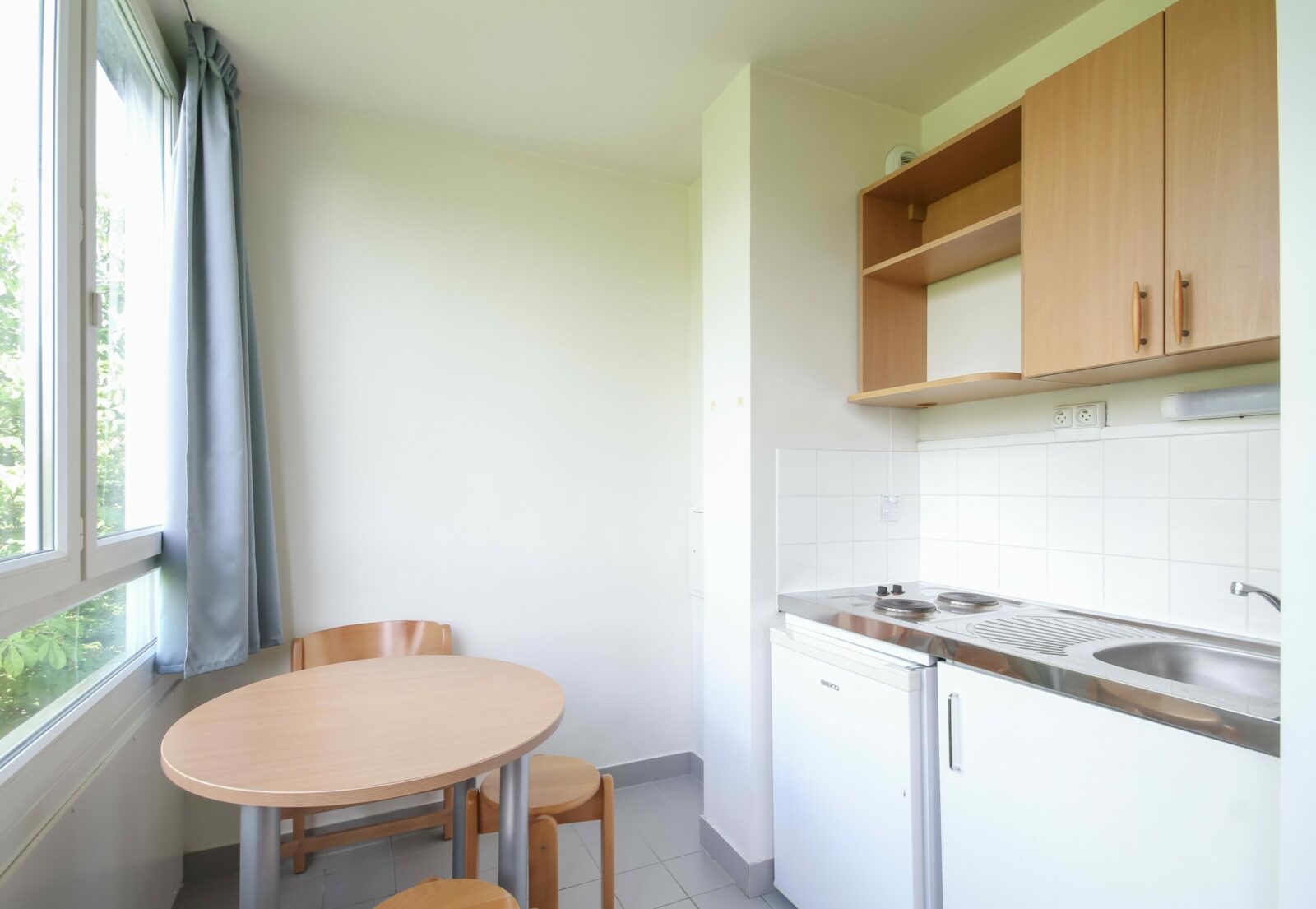 kitchenette résidence jeunes actifs et étudiants Saint-Exupéry à Evry-Courcouronnes - ARPEJ