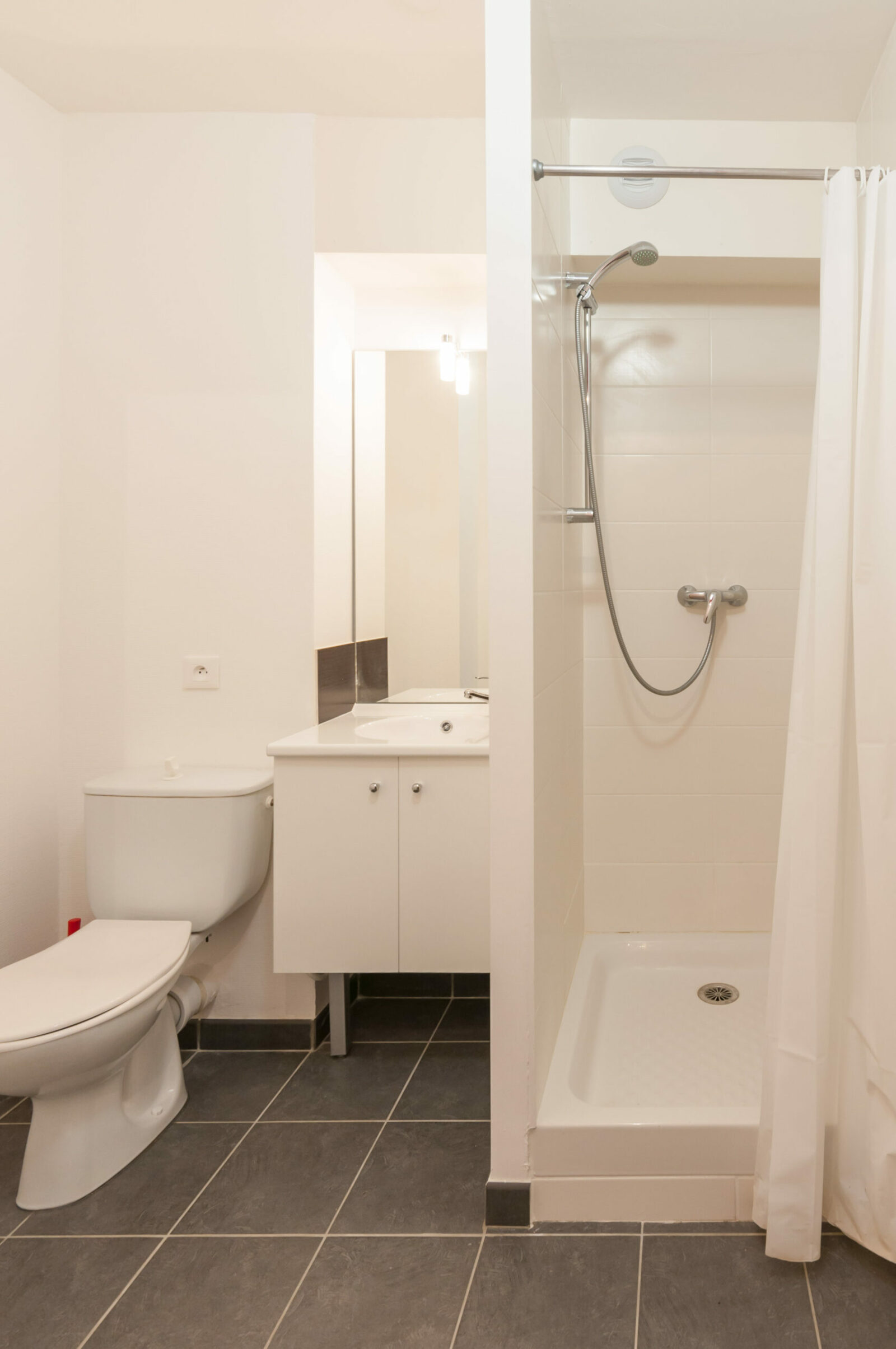 salle de bain résidence étudiante Du Technopole à Plouzané - ARPEJ